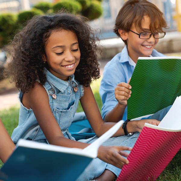 Children reading during the summer